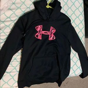 Black Under Armour Sweatshirt